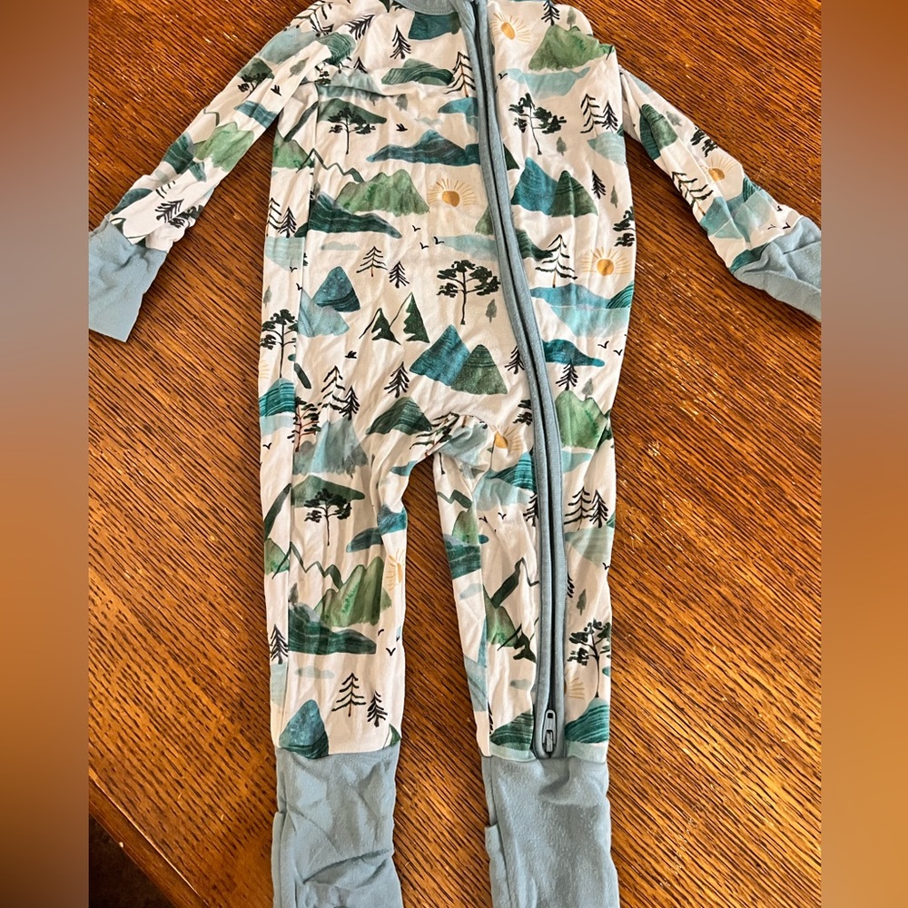 Little sleepies Mountains